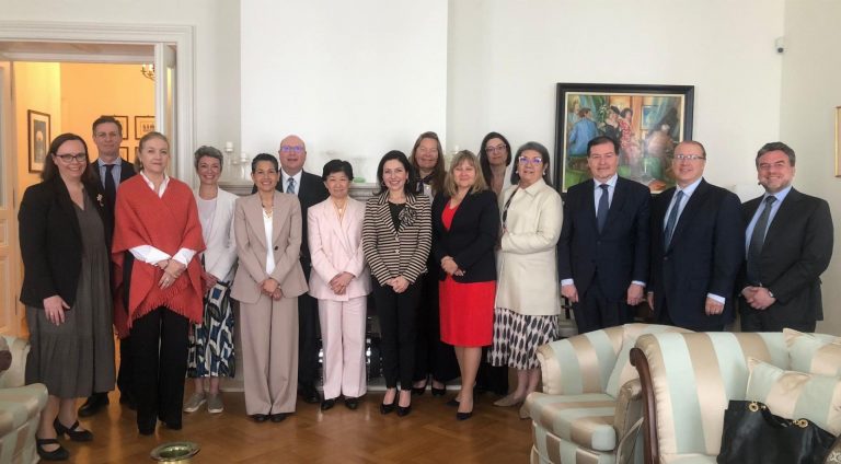 mtg con HR disarmo