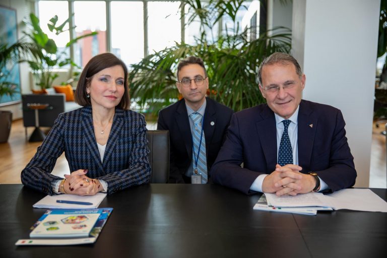 55143885198_6ab1494cc6_k